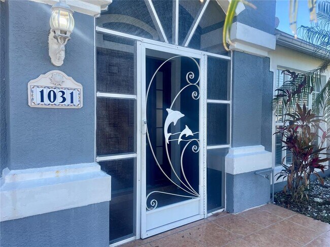 Foto del edificio - 1031 Summer Breeze Dr