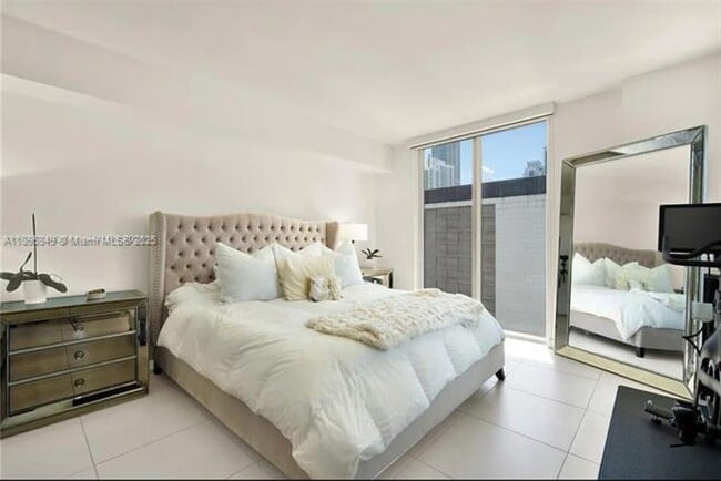 Photo - 31 SE 6th St Apartment