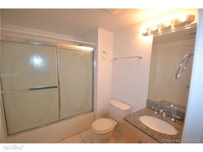 Building Photo - 2548 Centergate Dr