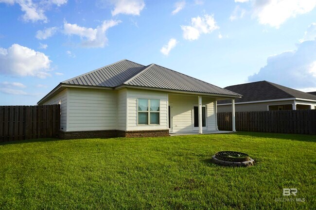 Building Photo - 17349 Lewis Smith Dr