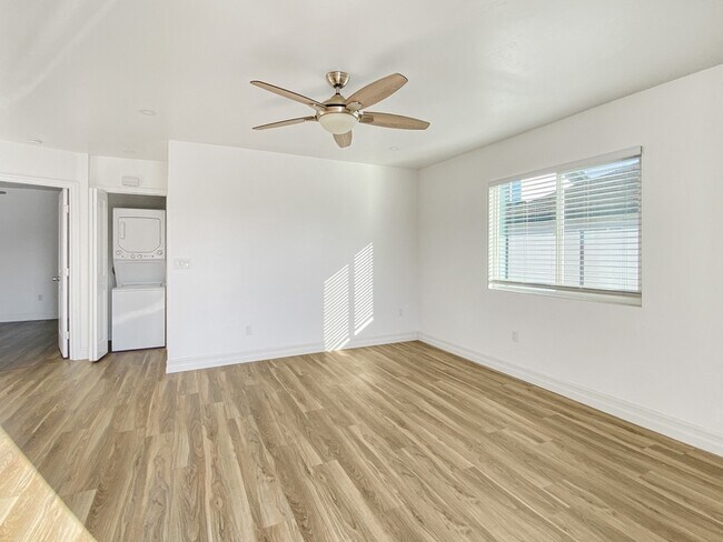 Foto del edificio - 3013 Vancouver Ave