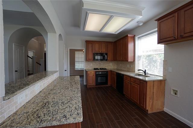 Foto del edificio - 5120 Stonecrest Dr