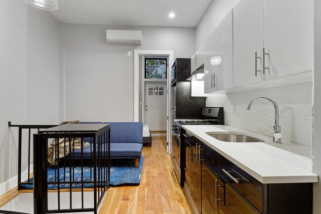 Foto del edificio - 139 Essex St