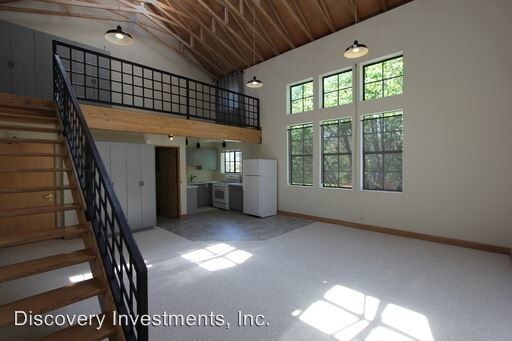 Building Photo - 3004 Brook St
