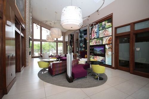 Foto principal - 12700 Ridgeline Blvd