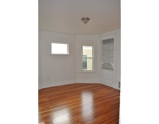 Primary Photo - 18 Rector Rd