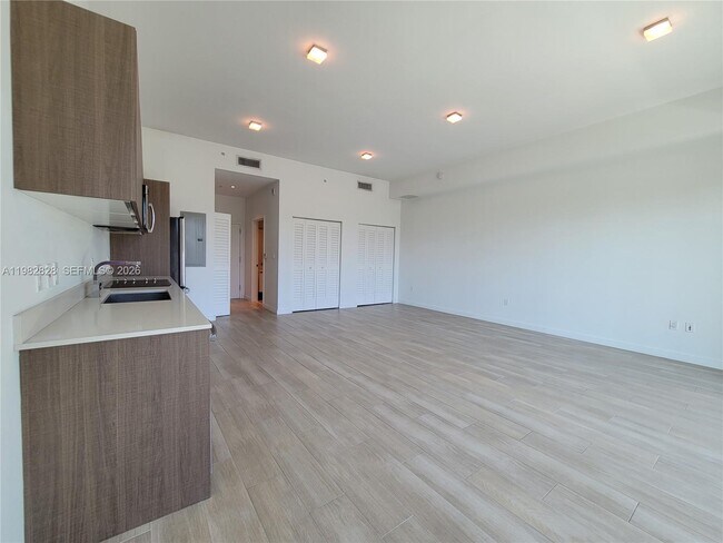 Foto del edificio - 1600 SW 1st Ave