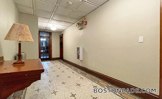 Building Photo - 257 Washington St