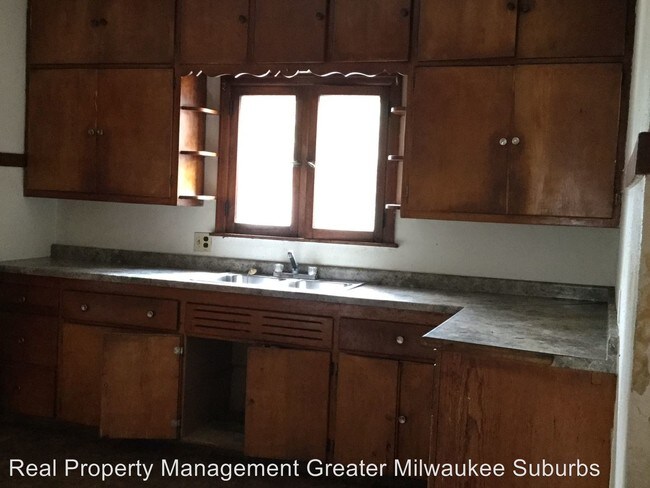 Building Photo - 3856 N 15th St