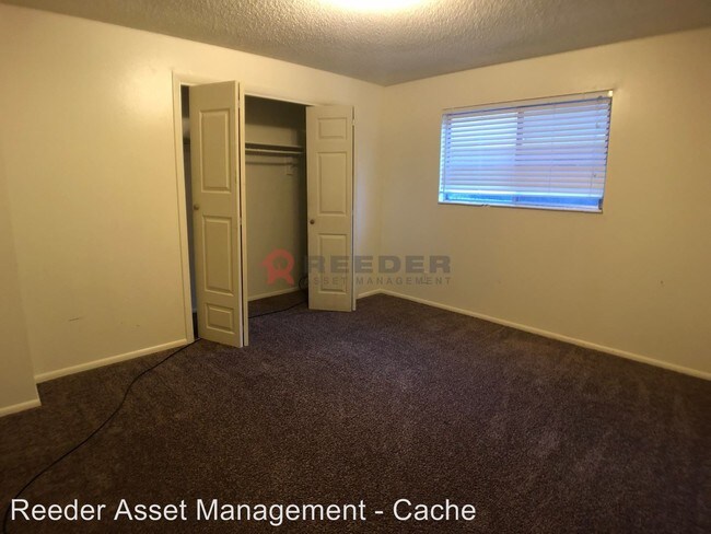 Building Photo - 257 W 600 N
