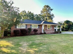 Building Photo - 1710 Bellevue Dr