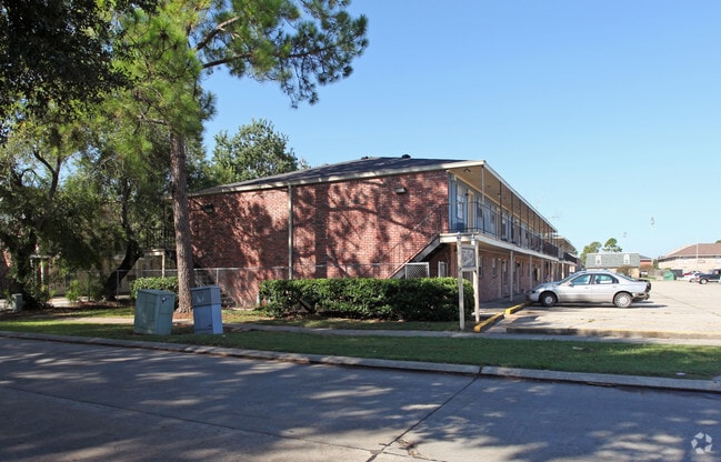 Building Photo - Pied Piper