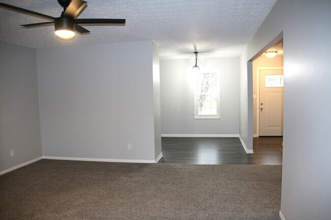 Foto del edificio - 3159 Alderridge Ct