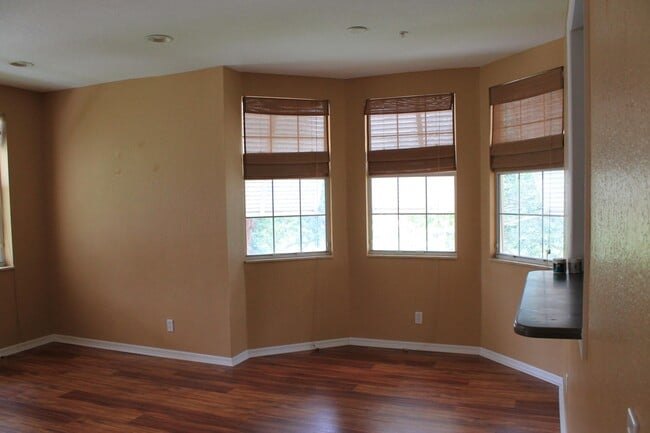 Building Photo - 1443 Scilly Cay Ln