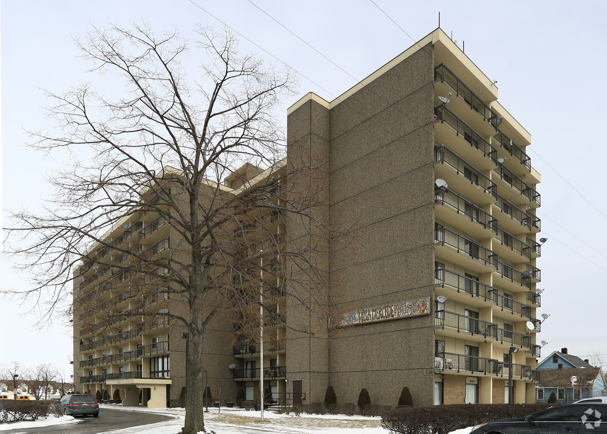 Primary Photo - Villa Mercede Apartments