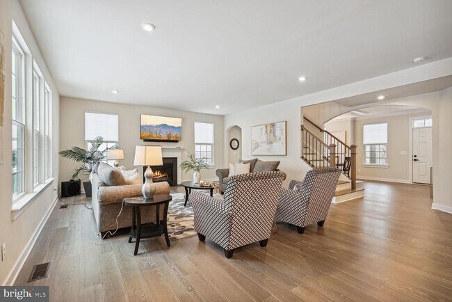 Foto del edificio - 209 Southern View Dr