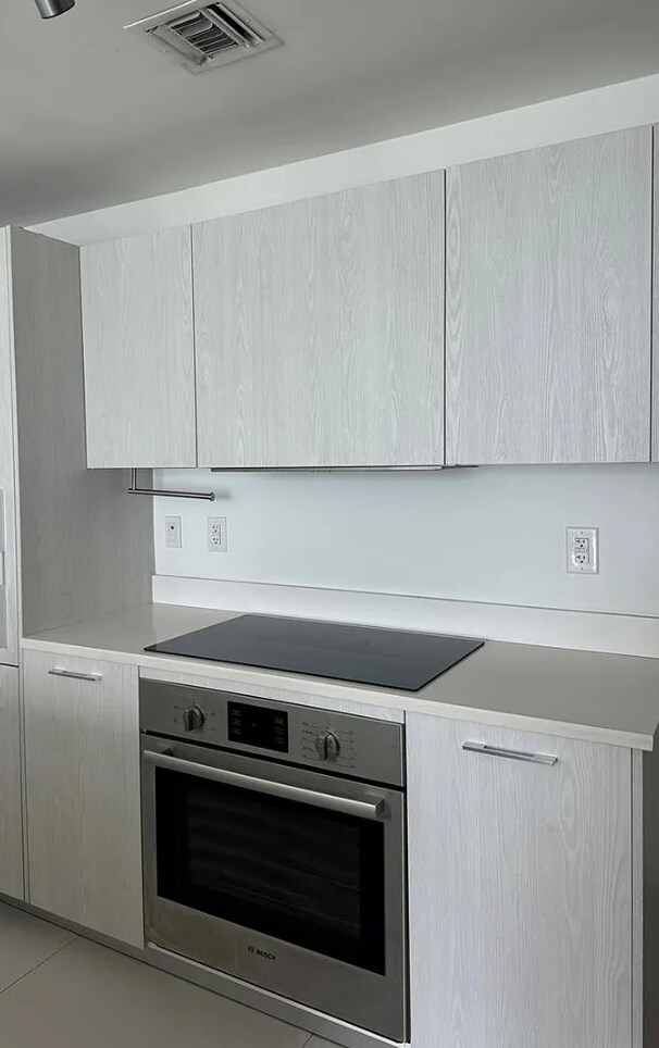 Foto del edificio - 501 NE 31st St