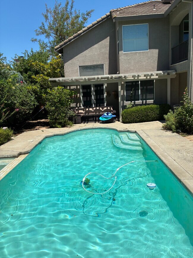 Foto del edificio - 2824 Buckminster Dr