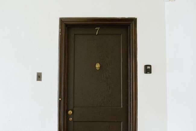Interior Photo - Dumont Apartments