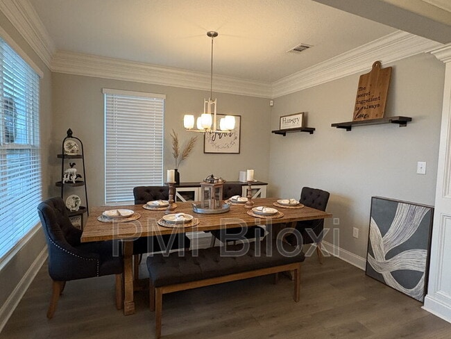 Building Photo - 211 Madison Pl Dr