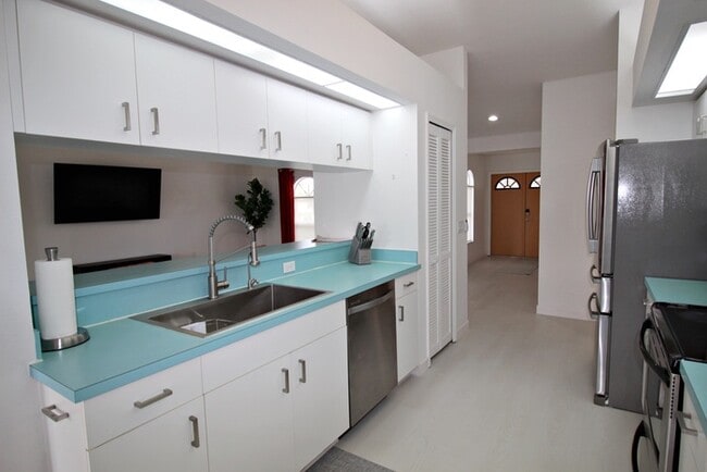 Foto del edificio - 138 SE 20th St