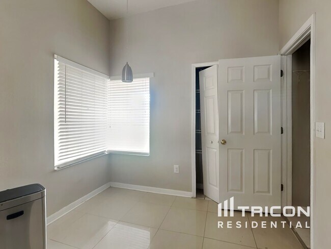 Foto del edificio - 31017 Stone Arch Ave