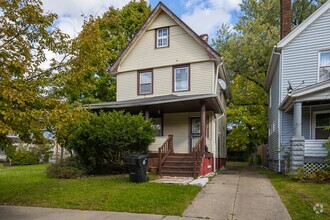 Building Photo - 4119 E 111th St