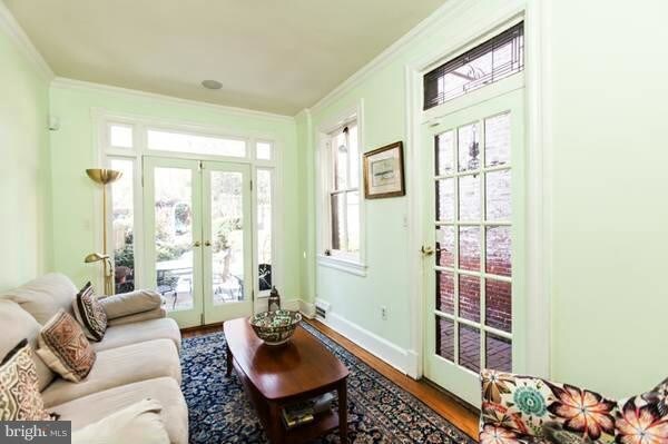 Building Photo - 1640 32nd St NW
