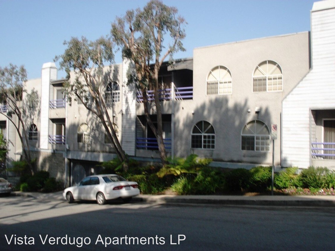 Primary Photo - 1617 Cll Vaquero