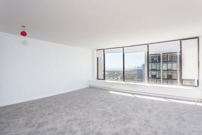 Foto del edificio - 1 bedroom in Chicago IL 60640