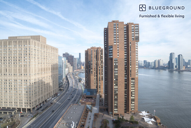 Building Photo - 10 Waterside Plaza