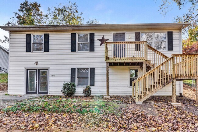 Frontyard - 1445 Brooks Ave SE