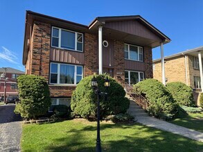 Building Photo - 4512 Grove Ave Building Photo - 4512 Grove Ave