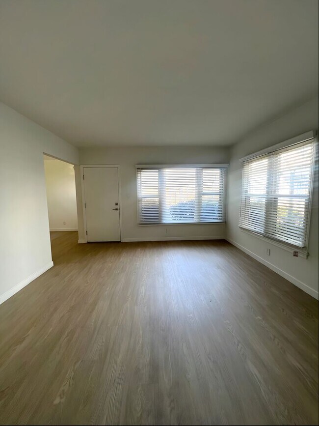Foto del edificio - 5760 Morley St