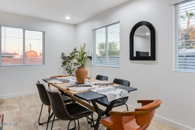 Building Photo - 341 S Mountain Rd