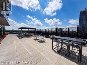 Building Photo - 60 Charles St W