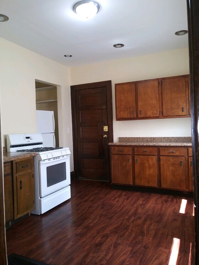 Foto del edificio - 1259 N Main St