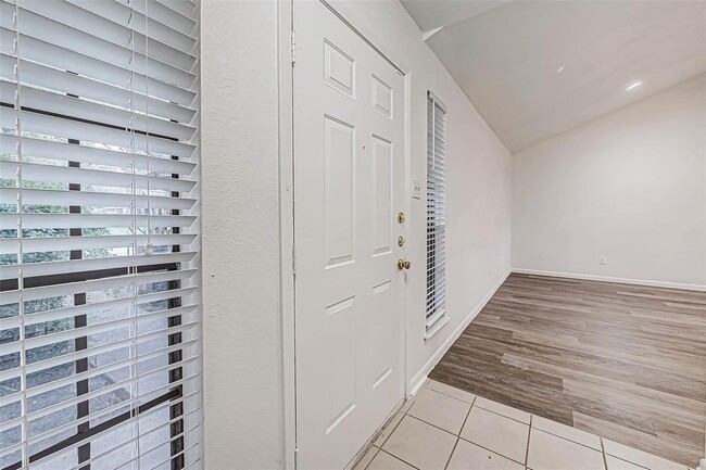 Foto del edificio - 18706 Clover Glen Ln
