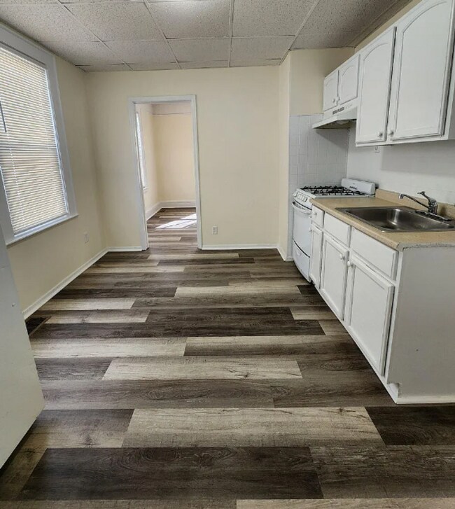 Foto del edificio - NJRA Associates LLC