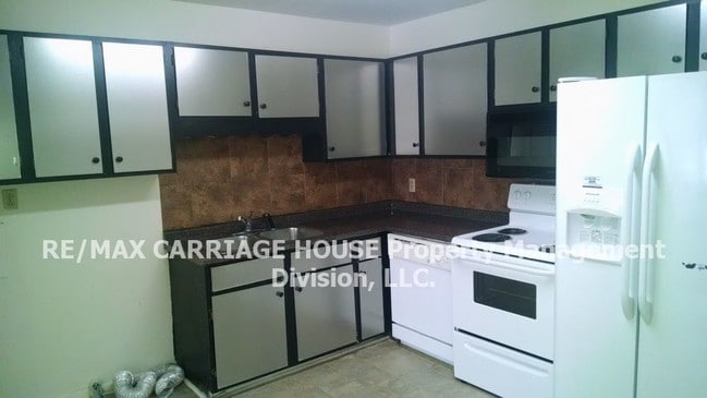 Building Photo - 711 Linden Green Hermitage