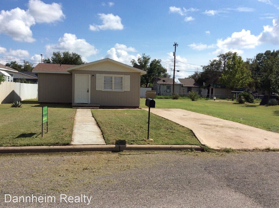 Primary Photo - 1 br, 1 bath House - 208 SE 6th Street