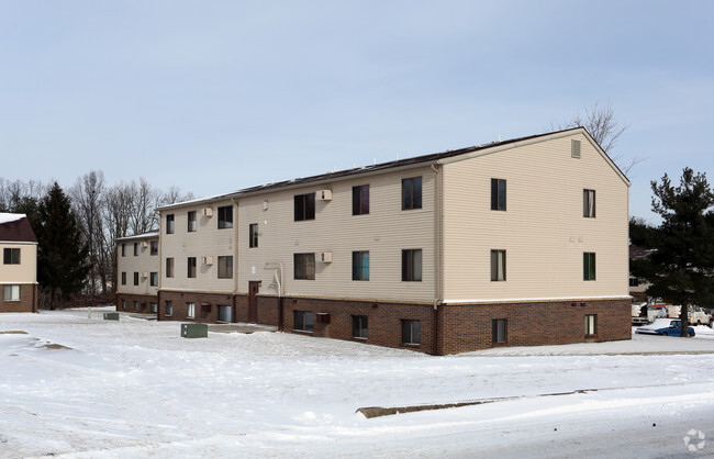 Building Photo - Valley View Estates