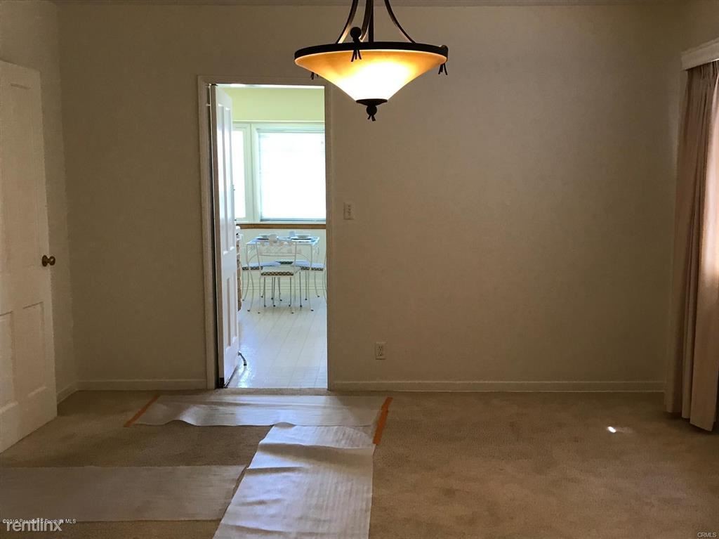 Foto principal - 3 br, 2 bath House - 2470 Lorain Rd