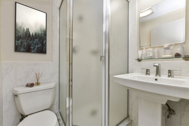 Foto del edificio - 1609 Beacon St