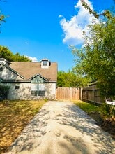 Building Photo - 11014 Longtom Ct