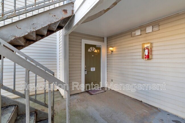 Photo - 4267 Parkview Ct Apartment