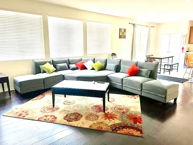 Building Photo - 13166 Monrovia St