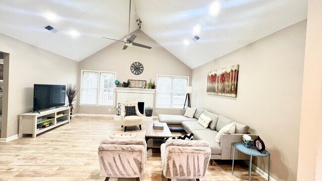 Foto del edificio - 1380 Twin Bridge Ln