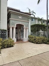 Building Photo - 45 Antilla Ave