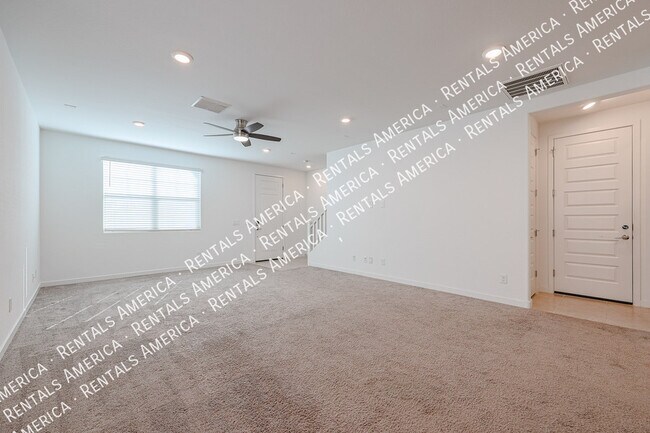 Foto del edificio - 1170 E Marlin Dr